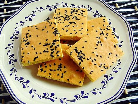 芝麻饼的做法视频(芝麻饼的做法和配方 视频)